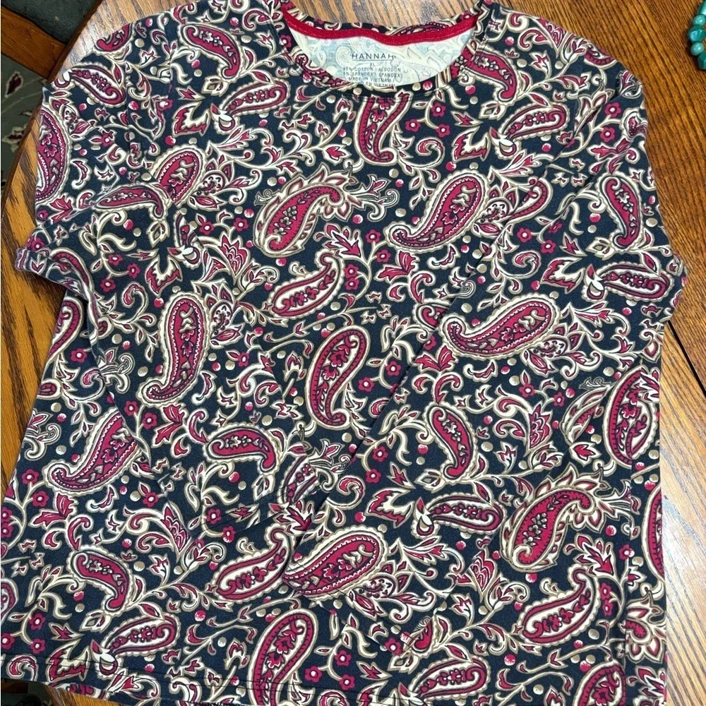 HANNAH SIZE X-LARGE RED BLACK & TAN LONG SLEEVE PAISLEY TOP WITH STRETCH - Picture 5 of 5